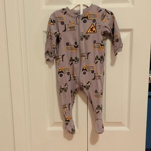 2/15$ Pekkle Grey Construction Print Kids One-Piece Sleepsuit